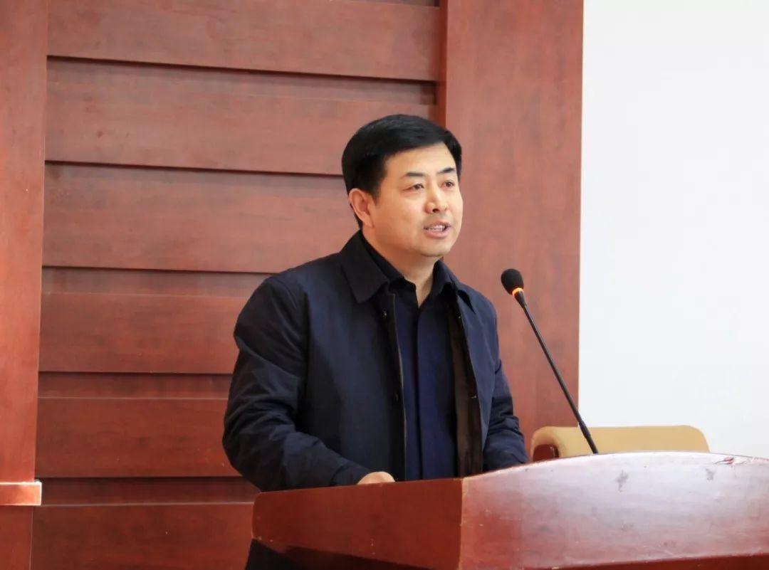 齐市最新招工信息，早八晚五的职场新机遇