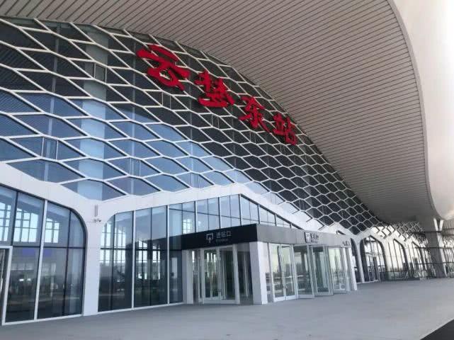 焦点 第100页