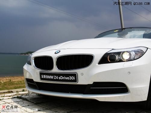 BMW 320，经典与创新的完美结合